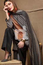 41701497-Linen - Black Embroidered 3PC